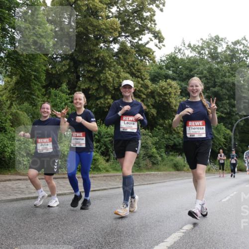 14.06.2026 - REWE Women's Run Jannik Wohlers http://msf.ph/oto/9793143 14.06.2026 10:08:20 Laufen 10394, 10569, 7, 10872, 51, 11286 meine-sportfotos.de