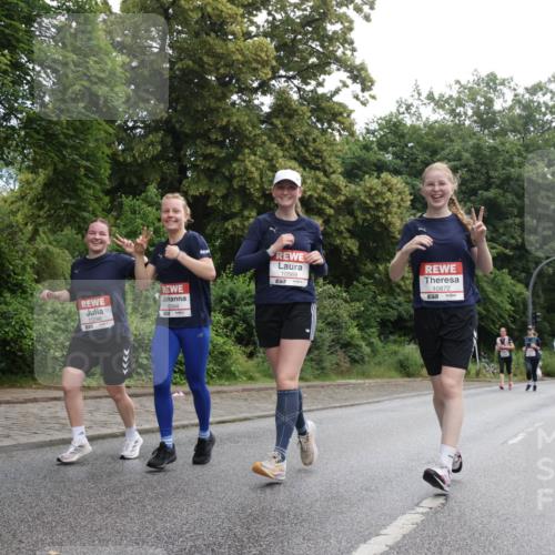 14.06.2026 - REWE Women's Run Jannik Wohlers http://msf.ph/oto/9793145 14.06.2026 10:08:20 Laufen 11286, 10394, 10569, 7, 10872, 57 meine-sportfotos.de