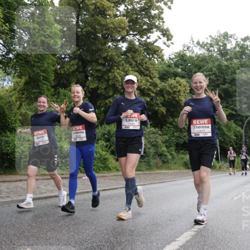 14.06.2026 - REWE Women's Run Jannik Wohlers http://msf.ph/oto/9793146 14.06.2026 10:08:20 Laufen 11286, 10394, 10569, 57, 10872, 57 meine-sportfotos.de