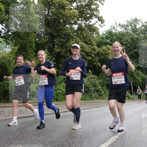 14.06.2026 - REWE Women's Run Jannik Wohlers http://msf.ph/oto/9793151 14.06.2026 10:08:20 Laufen 11286, 10394, 10569, 57, 10872, 7 meine-sportfotos.de