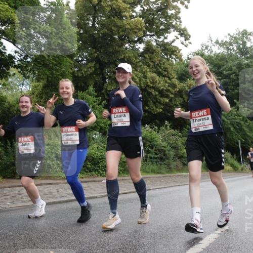 14.06.2026 - REWE Women's Run Jannik Wohlers http://msf.ph/oto/9793159 14.06.2026 10:08:21 Laufen 11286, 651, 10394, 51, 10569, 657, 10872, 651 meine-sportfotos.de