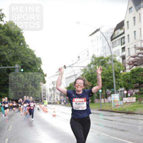 14.06.2026 - REWE Women's Run Jannik Wohlers http://msf.ph/oto/9793166 14.06.2026 09:52:19 Laufen 10399 meine-sportfotos.de