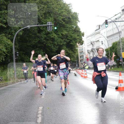 14.06.2026 - REWE Women's Run Jannik Wohlers http://msf.ph/oto/9793178 14.06.2026 09:52:21 Laufen 11214 meine-sportfotos.de