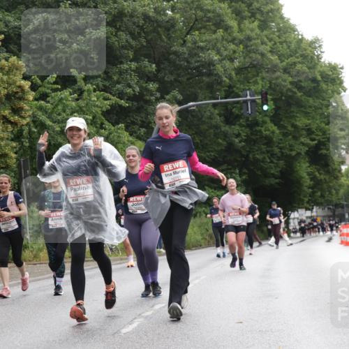 14.06.2026 - REWE Women's Run Jannik Wohlers http://msf.ph/oto/9793186 14.06.2026 10:08:24 Laufen 11195, 10452, 10711, 657, 30 meine-sportfotos.de