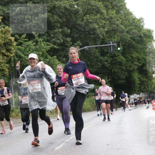 14.06.2026 - REWE Women's Run Jannik Wohlers http://msf.ph/oto/9793188 14.06.2026 10:08:24 Laufen 11195, 10550, 10452, 1129, 10711 meine-sportfotos.de