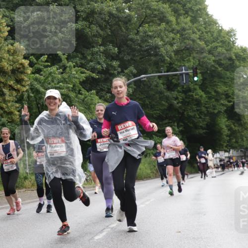 14.06.2026 - REWE Women's Run Jannik Wohlers http://msf.ph/oto/9793193 14.06.2026 10:08:24 Laufen 1119, 10452, 11295, 10711 meine-sportfotos.de
