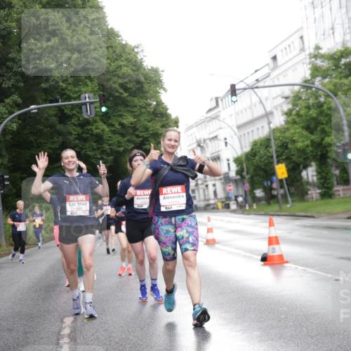 14.06.2026 - REWE Women's Run Jannik Wohlers http://msf.ph/oto/9793194 14.06.2026 09:52:23 Laufen 10845, 11312, 11214 meine-sportfotos.de