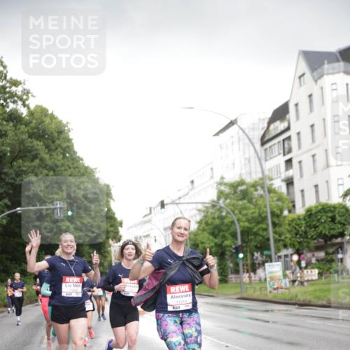 14.06.2026 - REWE Women's Run Jannik Wohlers http://msf.ph/oto/9793198 14.06.2026 09:52:24 Laufen 10845, 11214 meine-sportfotos.de