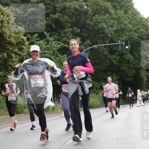 14.06.2026 - REWE Women's Run Jannik Wohlers http://msf.ph/oto/9793202 14.06.2026 10:08:24 Laufen 10452, 57, 10711, 112 meine-sportfotos.de