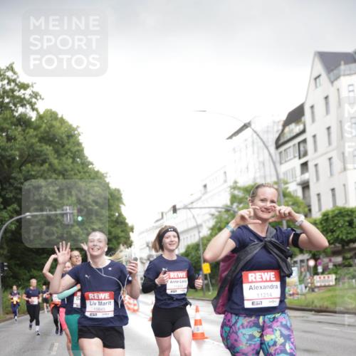 14.06.2026 - REWE Women's Run Jannik Wohlers http://msf.ph/oto/9793215 14.06.2026 09:52:24 Laufen 10845, 7, 11312, 7, 11214, 57 meine-sportfotos.de