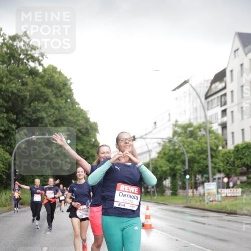 14.06.2026 - REWE Women's Run Jannik Wohlers http://msf.ph/oto/9793241 14.06.2026 09:52:26 Laufen 10774, 57 meine-sportfotos.de
