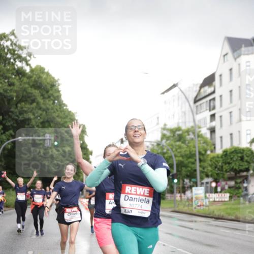 14.06.2026 - REWE Women's Run Jannik Wohlers http://msf.ph/oto/9793250 14.06.2026 09:52:26 Laufen 10774, 577 meine-sportfotos.de