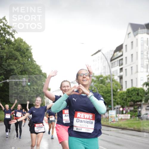 14.06.2026 - REWE Women's Run Jannik Wohlers http://msf.ph/oto/9793253 14.06.2026 09:52:26 Laufen 10, 57, 10774, 7 meine-sportfotos.de