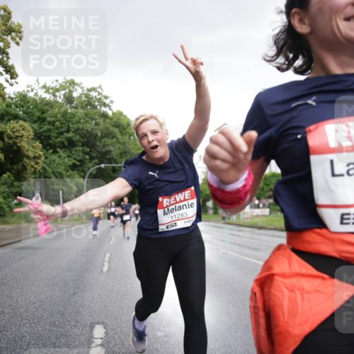 14.06.2026 - REWE Women's Run Jannik Wohlers http://msf.ph/oto/9793347 14.06.2026 09:52:30 Laufen 11283, 10018, 7 meine-sportfotos.de