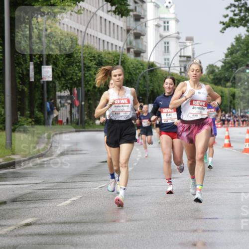 14.06.2026 - REWE Women's Run Jannik Wohlers http://msf.ph/oto/9793377 14.06.2026 09:06:58 Laufen 11126, 10480, 5, 10080, 57 meine-sportfotos.de