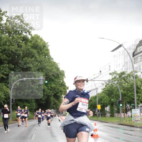 14.06.2026 - REWE Women's Run Jannik Wohlers http://msf.ph/oto/9793430 14.06.2026 09:52:43 Laufen 111, 10773, 57 meine-sportfotos.de