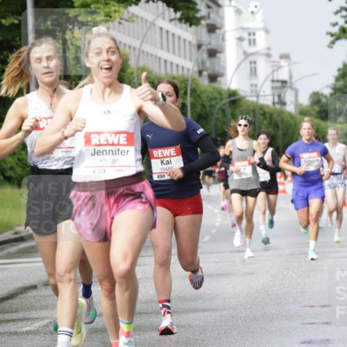 14.06.2026 - REWE Women's Run Jannik Wohlers http://msf.ph/oto/9793441 14.06.2026 09:07:00 Laufen 10080, 10480 meine-sportfotos.de