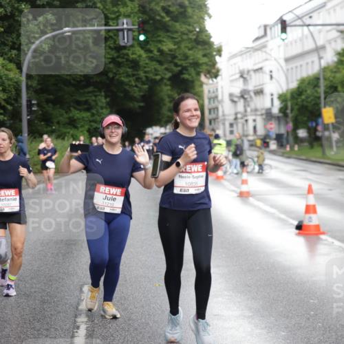 14.06.2026 - REWE Women's Run Jannik Wohlers http://msf.ph/oto/9793502 14.06.2026 09:52:54 Laufen 10287, 11210, 10835, 7 meine-sportfotos.de