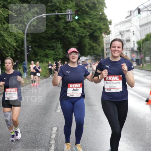 14.06.2026 - REWE Women's Run Jannik Wohlers http://msf.ph/oto/9793505 14.06.2026 09:52:55 Laufen 10287, 57, 11210, 7, 10835, 7 meine-sportfotos.de