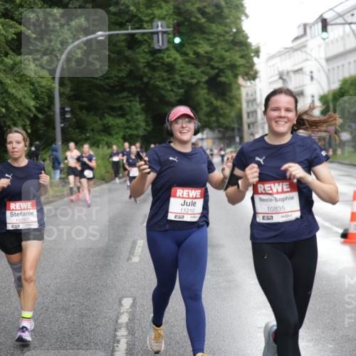 14.06.2026 - REWE Women's Run Jannik Wohlers http://msf.ph/oto/9793508 14.06.2026 09:52:55 Laufen 11210, 10835, 10287, 7 meine-sportfotos.de