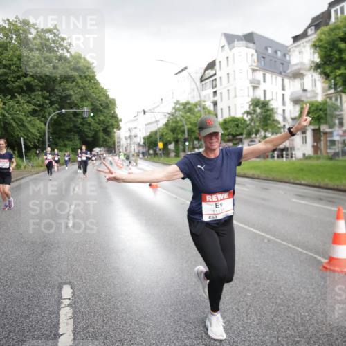 14.06.2026 - REWE Women's Run Jannik Wohlers http://msf.ph/oto/9793616 14.06.2026 09:53:06 Laufen 11131 meine-sportfotos.de