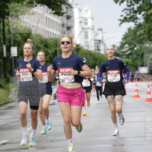 14.06.2026 - REWE Women's Run Jannik Wohlers http://msf.ph/oto/9793625 14.06.2026 09:07:22 Laufen 11296, 11447, 520, 10245, 57, 10020 meine-sportfotos.de