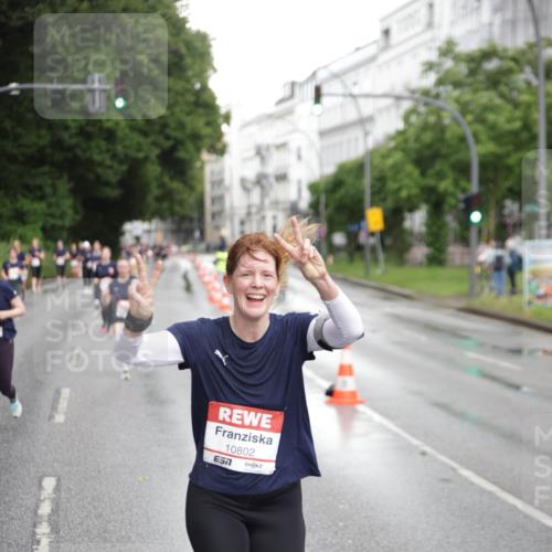 14.06.2026 - REWE Women's Run Jannik Wohlers http://msf.ph/oto/9793649 14.06.2026 09:53:11 Laufen 10802, 7 meine-sportfotos.de