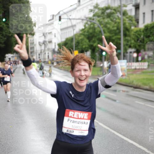 14.06.2026 - REWE Women's Run Jannik Wohlers http://msf.ph/oto/9793659 14.06.2026 09:53:11 Laufen 10802, 7 meine-sportfotos.de