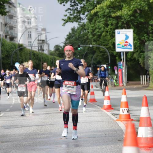14.06.2026 - REWE Women's Run Jannik Wohlers http://msf.ph/oto/9793775 14.06.2026 09:07:43 Laufen 10233, 10095 meine-sportfotos.de