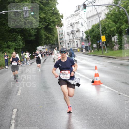 14.06.2026 - REWE Women's Run Jannik Wohlers http://msf.ph/oto/9793814 14.06.2026 09:53:26 Laufen 10131 meine-sportfotos.de