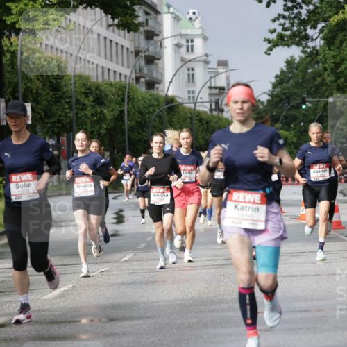 14.06.2026 - REWE Women's Run Jannik Wohlers http://msf.ph/oto/9793858 14.06.2026 09:07:45 Laufen 10233, 7, 10274, 10095, 11351, 9 meine-sportfotos.de
