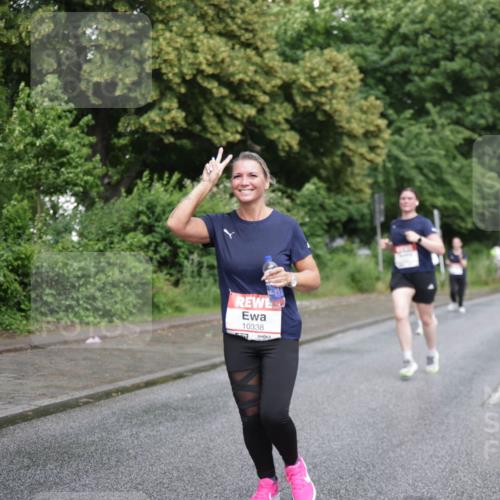14.06.2026 - REWE Women's Run Jannik Wohlers http://msf.ph/oto/9793877 14.06.2026 09:53:46 Laufen 10338 meine-sportfotos.de