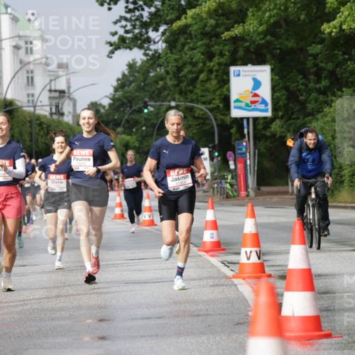 14.06.2026 - REWE Women's Run Jannik Wohlers http://msf.ph/oto/9793917 14.06.2026 09:07:47 Laufen 10274, 57, 10929, 10215, 11351 meine-sportfotos.de