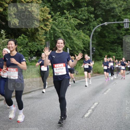 14.06.2026 - REWE Women's Run Jannik Wohlers http://msf.ph/oto/9793969 14.06.2026 09:53:57 Laufen 11533, 10033, 10034 meine-sportfotos.de