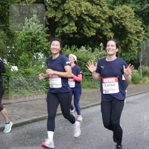 14.06.2026 - REWE Women's Run Jannik Wohlers http://msf.ph/oto/9793979 14.06.2026 09:53:57 Laufen 10500, 10033, 1533, 10034 meine-sportfotos.de