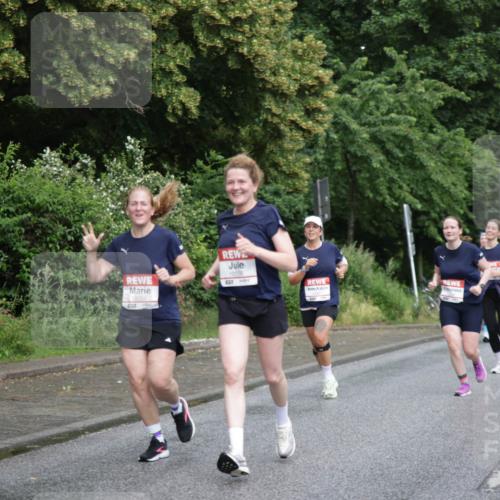 14.06.2026 - REWE Women's Run Jannik Wohlers http://msf.ph/oto/9793987 14.06.2026 09:54:00 Laufen 10056, 10054 meine-sportfotos.de
