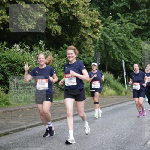 14.06.2026 - REWE Women's Run Jannik Wohlers http://msf.ph/oto/9793989 14.06.2026 09:54:00 Laufen 10056, 10054 meine-sportfotos.de