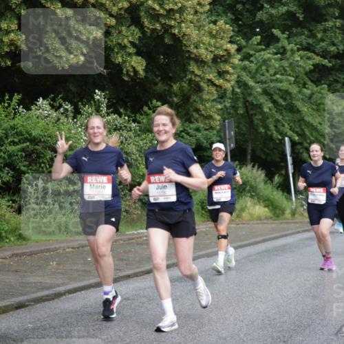 14.06.2026 - REWE Women's Run Jannik Wohlers http://msf.ph/oto/9793990 14.06.2026 09:54:00 Laufen 10054, 10056 meine-sportfotos.de