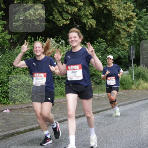 14.06.2026 - REWE Women's Run Jannik Wohlers http://msf.ph/oto/9794012 14.06.2026 09:54:01 Laufen 10054, 10056, 657 meine-sportfotos.de