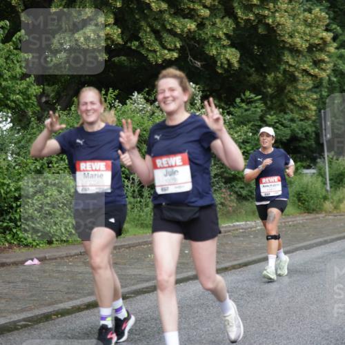 14.06.2026 - REWE Women's Run Jannik Wohlers http://msf.ph/oto/9794015 14.06.2026 09:54:01 Laufen 10054, 11411, 10031 meine-sportfotos.de