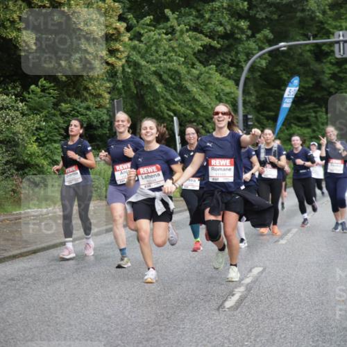 14.06.2026 - REWE Women's Run Jannik Wohlers http://msf.ph/oto/9794059 14.06.2026 09:54:06 Laufen 10344, 11155, 5, 3 meine-sportfotos.de