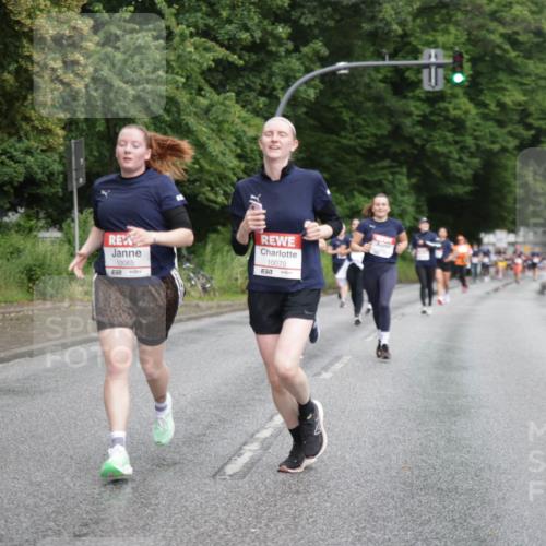 14.06.2026 - REWE Women's Run Jannik Wohlers http://msf.ph/oto/9794177 14.06.2026 09:54:15 Laufen 10065, 51, 10070, 57 meine-sportfotos.de