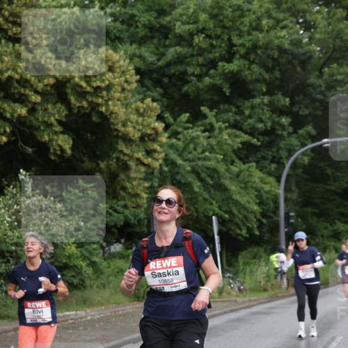 14.06.2026 - REWE Women's Run Jannik Wohlers http://msf.ph/oto/9794317 14.06.2026 09:54:34 Laufen 11067, 10858 meine-sportfotos.de