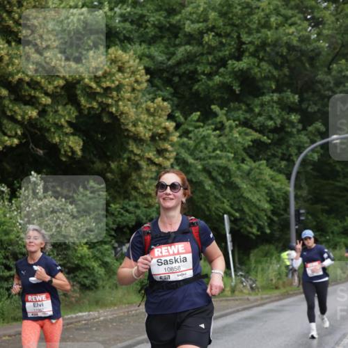 14.06.2026 - REWE Women's Run Jannik Wohlers http://msf.ph/oto/9794321 14.06.2026 09:54:34 Laufen 11067, 10858, 7 meine-sportfotos.de