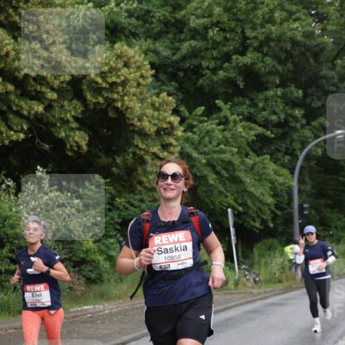 14.06.2026 - REWE Women's Run Jannik Wohlers http://msf.ph/oto/9794323 14.06.2026 09:54:34 Laufen 11067, 10858, 57 meine-sportfotos.de