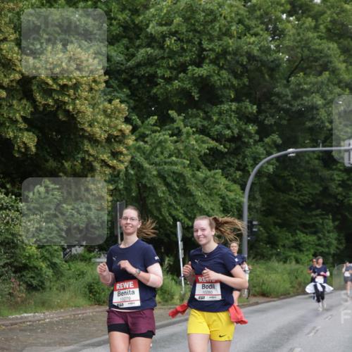 14.06.2026 - REWE Women's Run Jannik Wohlers http://msf.ph/oto/9794388 14.06.2026 09:54:39 Laufen 10279, 10280, 7 meine-sportfotos.de