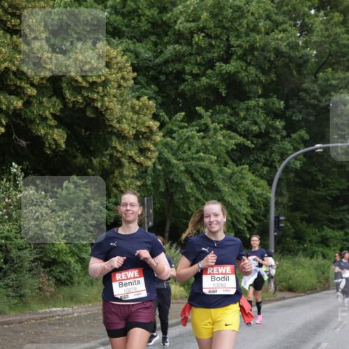 14.06.2026 - REWE Women's Run Jannik Wohlers http://msf.ph/oto/9794399 14.06.2026 09:54:40 Laufen 10279, 10280 meine-sportfotos.de