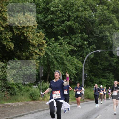 14.06.2026 - REWE Women's Run Jannik Wohlers http://msf.ph/oto/9794482 14.06.2026 09:54:47 Laufen 10721 meine-sportfotos.de