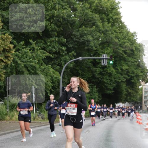 14.06.2026 - REWE Women's Run Jannik Wohlers http://msf.ph/oto/9794509 14.06.2026 09:54:50 Laufen 10664, 10565, 57 meine-sportfotos.de