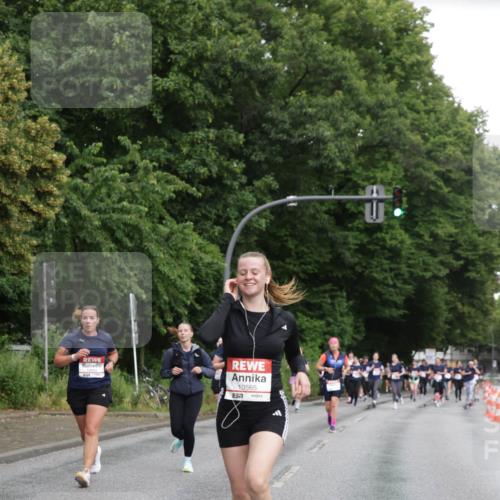 14.06.2026 - REWE Women's Run Jannik Wohlers http://msf.ph/oto/9794518 14.06.2026 09:54:50 Laufen 10565, 7 meine-sportfotos.de